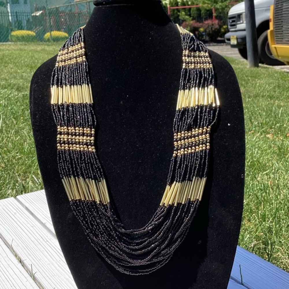 Elegant Black and Gold Beaded Necklace